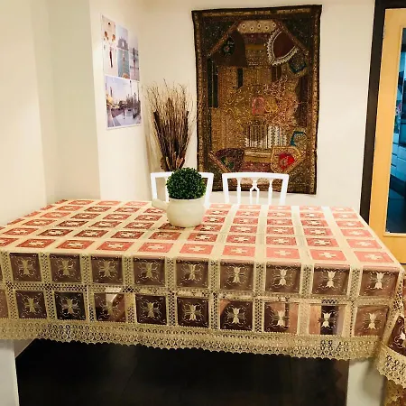 Qiu Lux * Кошта-да-Капарика