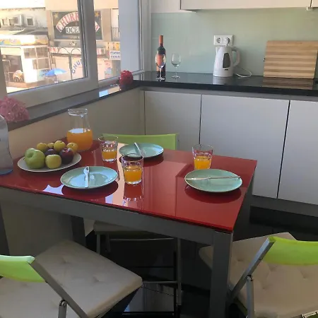 Qiu Lux Apartment