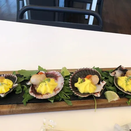 Qiu Lux Costa da Caparica