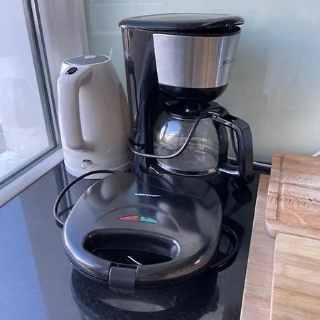 Qiu Lux コスタ・ダ・カパリカ