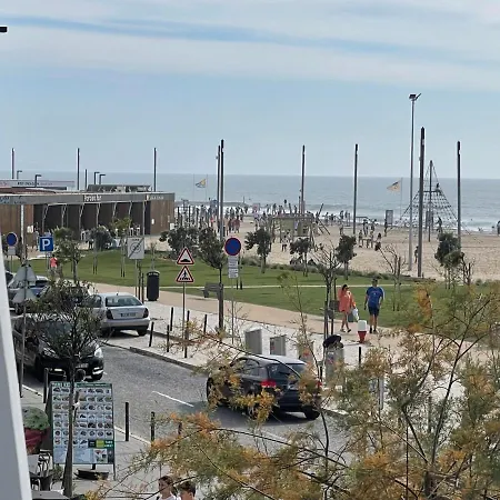 Qiu Lux Costa da Caparica